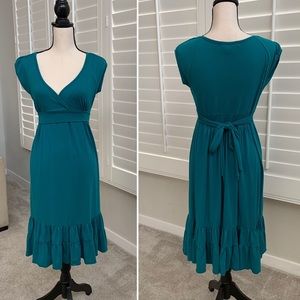 Dote Maternity green dress in medium